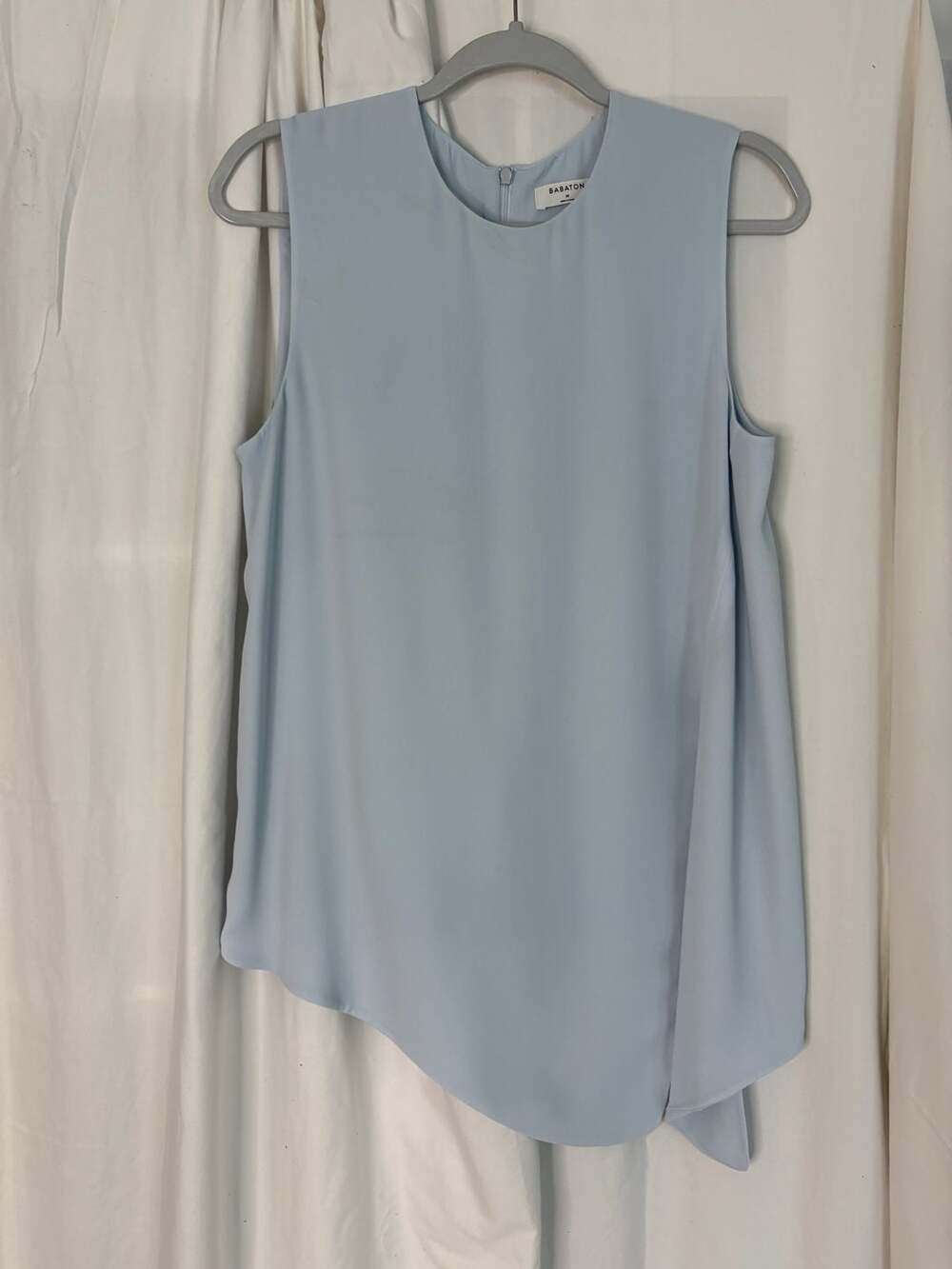 Babaton Asymmetrical Sleeveless Blouse Light Blue Size M